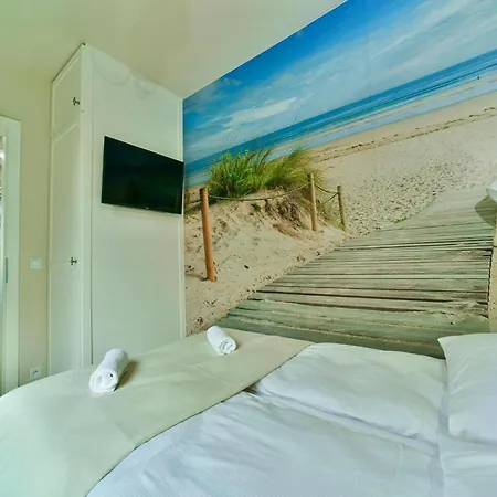 Homes With Private Sauna In *